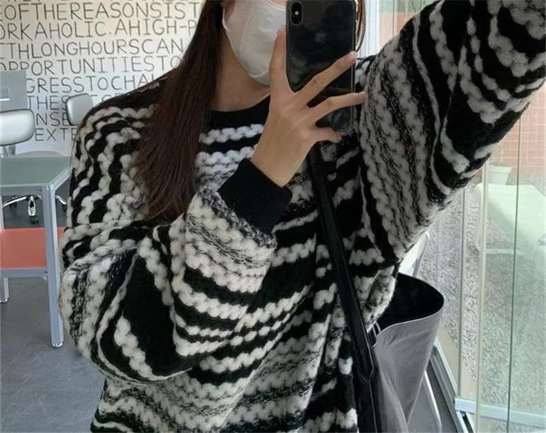 ストリートファッションニット 立体凹凸ボーダー柄オーバーサイズクルーネックニット