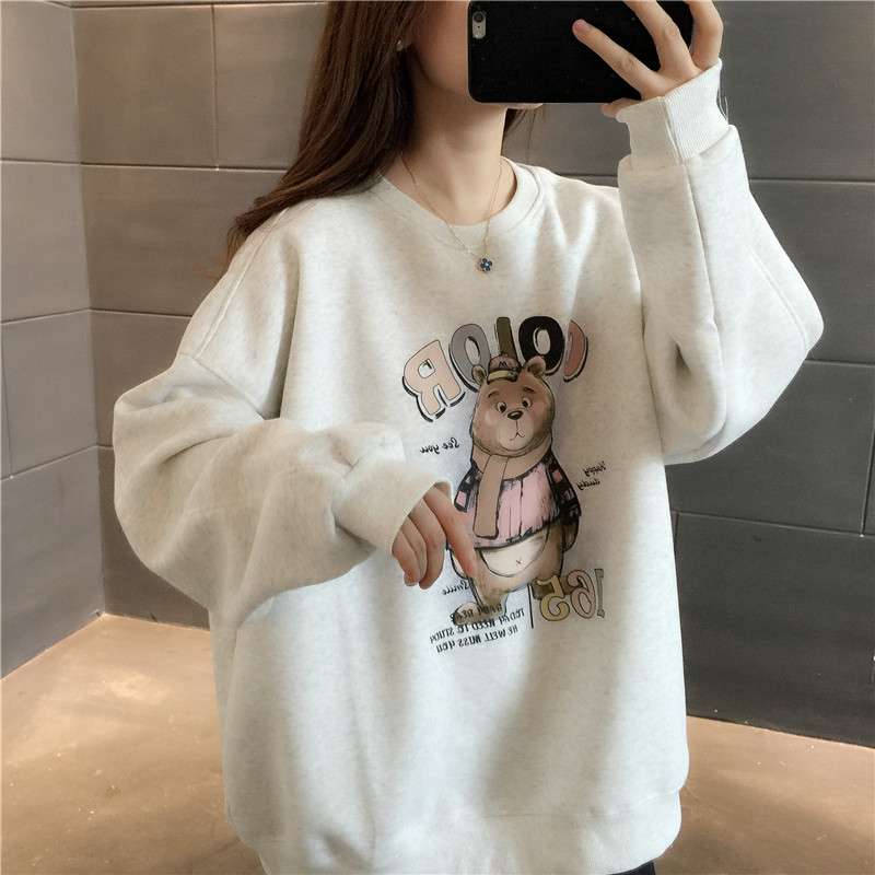 ストリートファッション クマキャラクター入りゆったりスウェット
