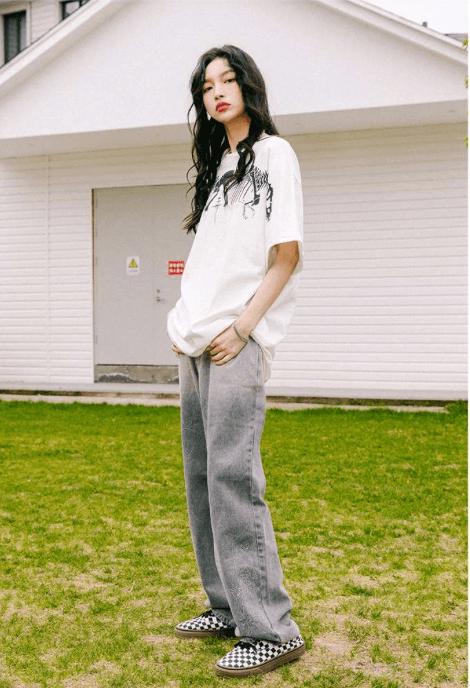 ストリートファッション アート刺繍ワイドデニムパンツ