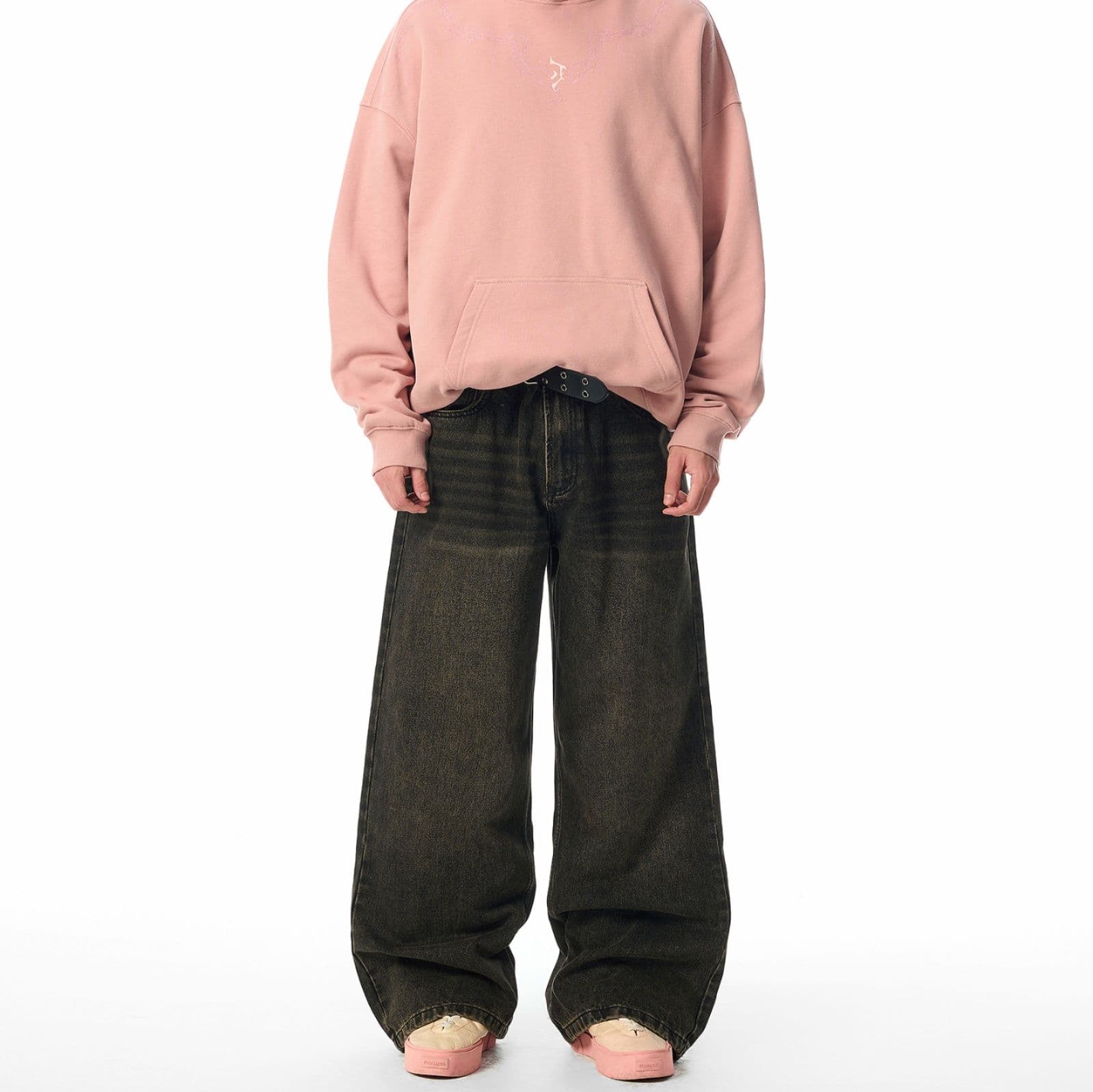 ストリートファッション ゆったりワイドデニムパンツ