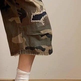 ストリートファッション カーゴパンツ迷彩柄ダメージ加工ワイドカーゴハーフパンツ
