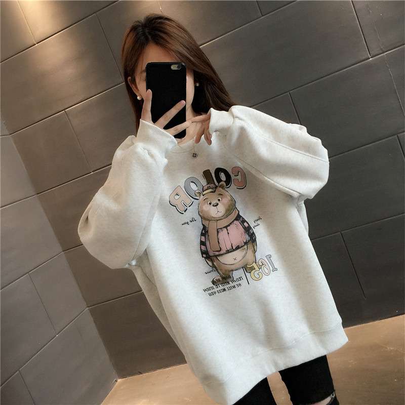 ストリートファッション クマキャラクター入りゆったりスウェット