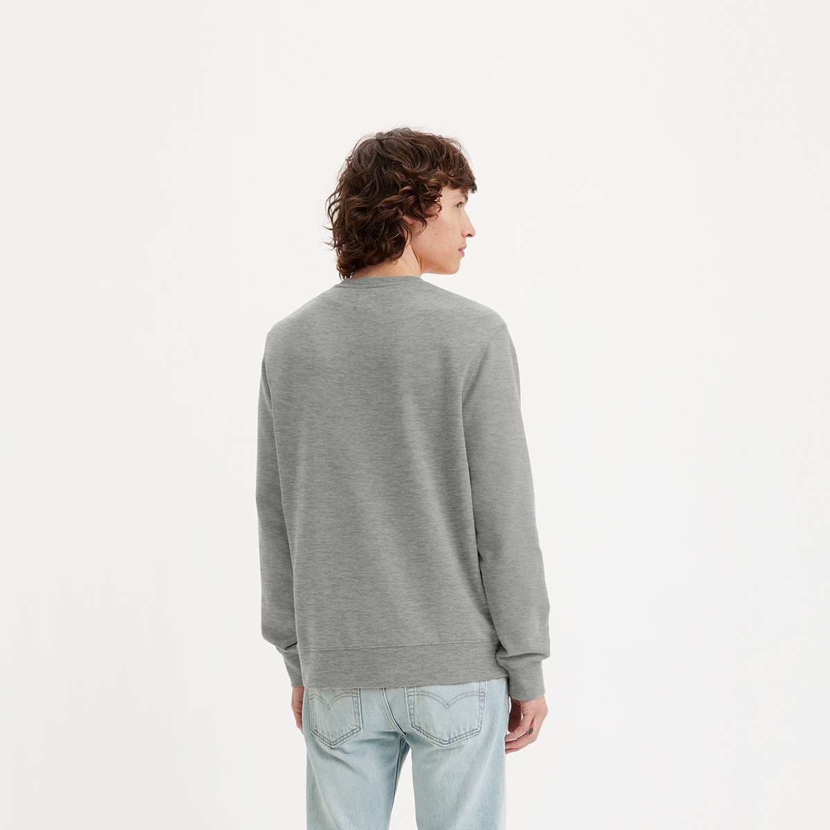 ストリートファッション シンプルなスウェットシャツ