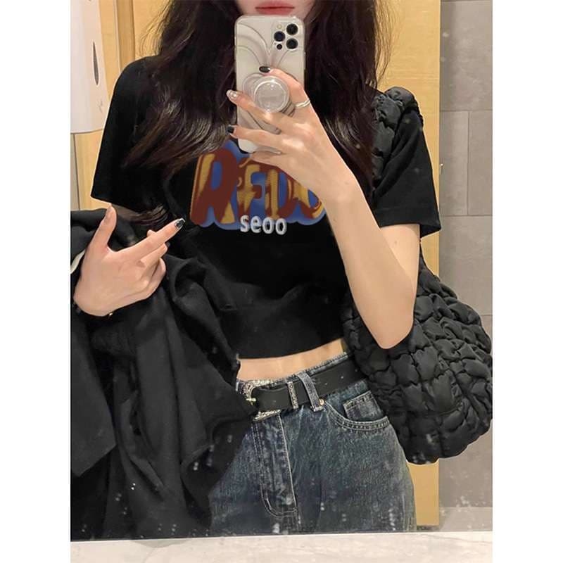 ストリートファッション ストリート系ロゴクロップドTシャツ