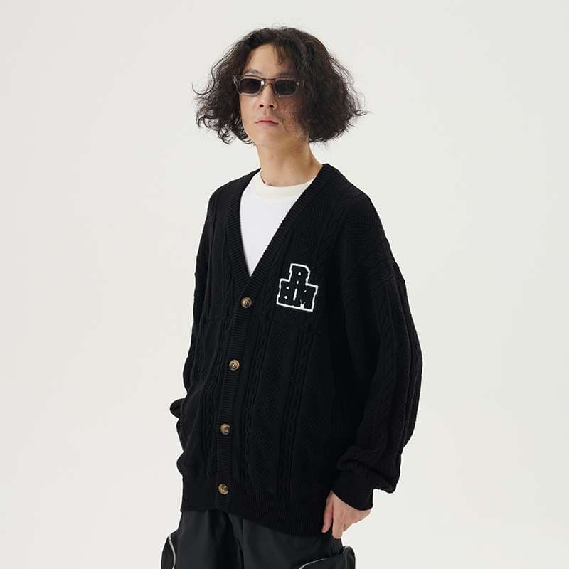 ストリートファッション オーバーサイズパッチ付きカーディガン