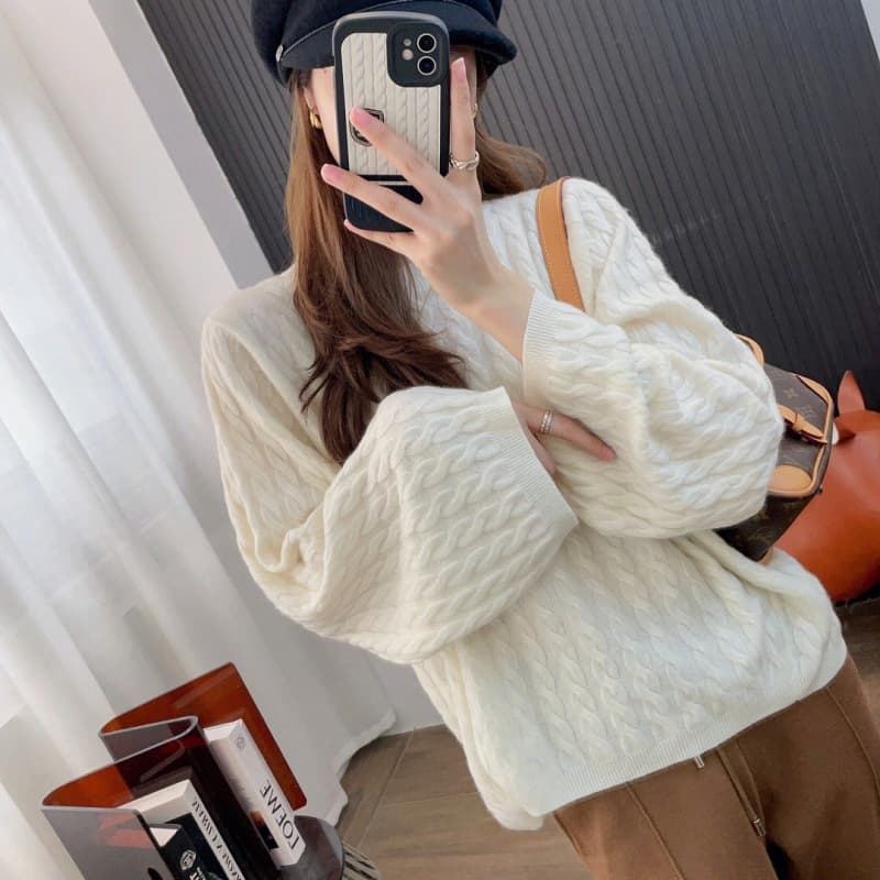 ストリートファッションニット立体ケーブル編みボリュームスリーブ