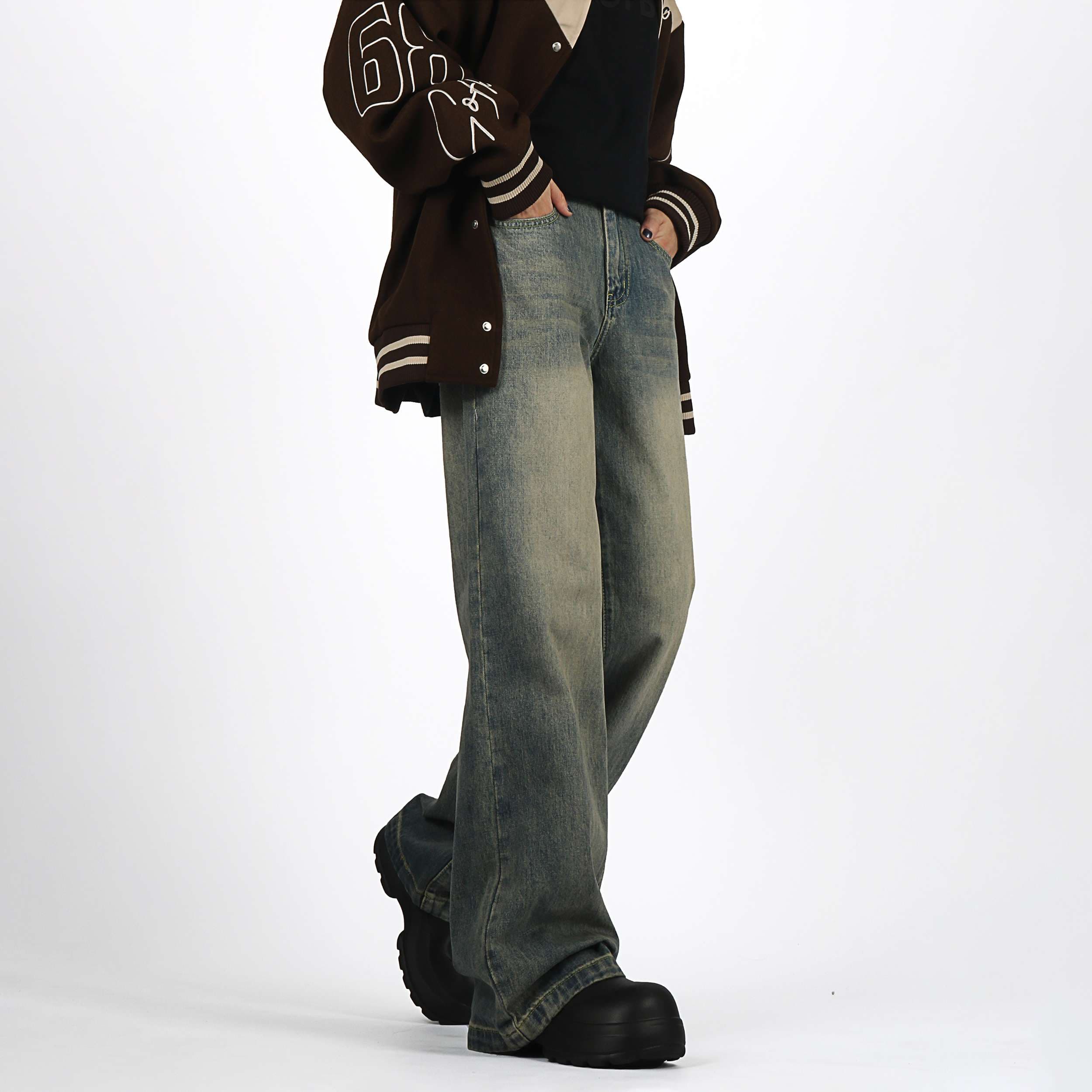 ストリートファッション ワイドシルエット ルーズフィットデニム