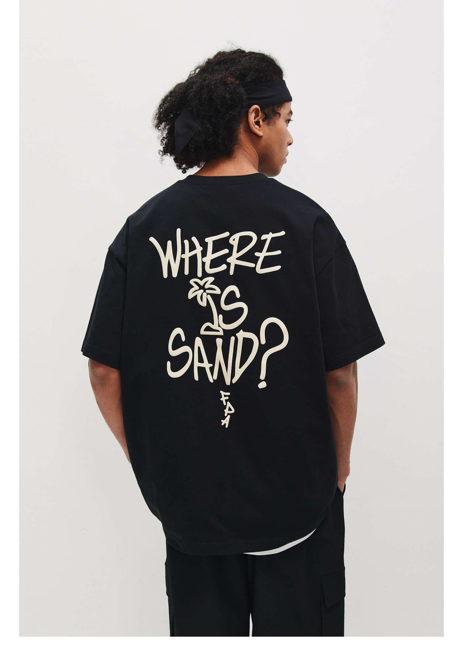 ロゴTシャツ