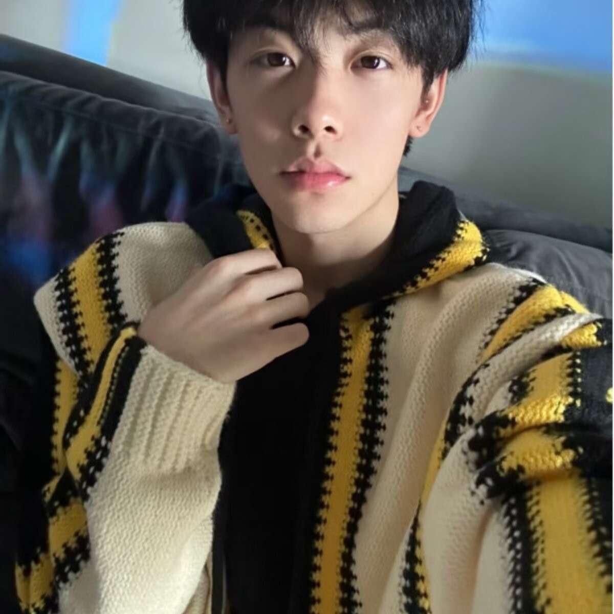 ストリートファッション ジオメトリックパターンフーディーニット