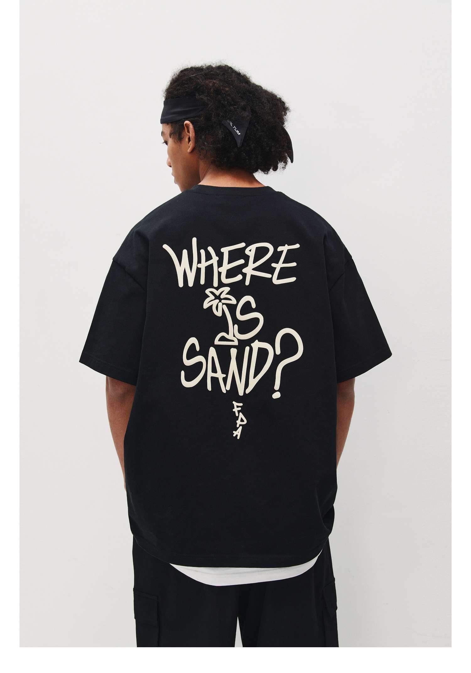 ロゴTシャツ