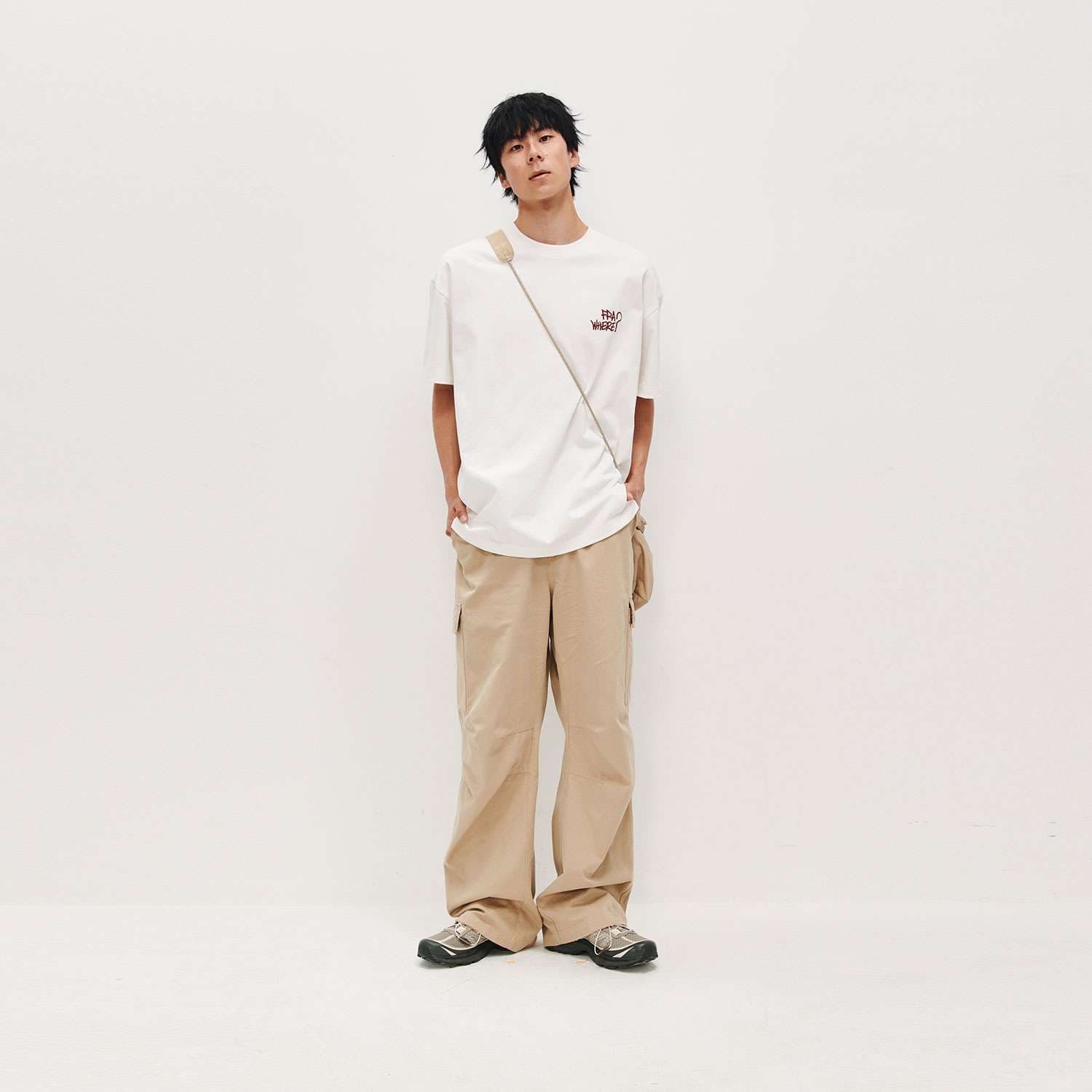 ロゴTシャツ