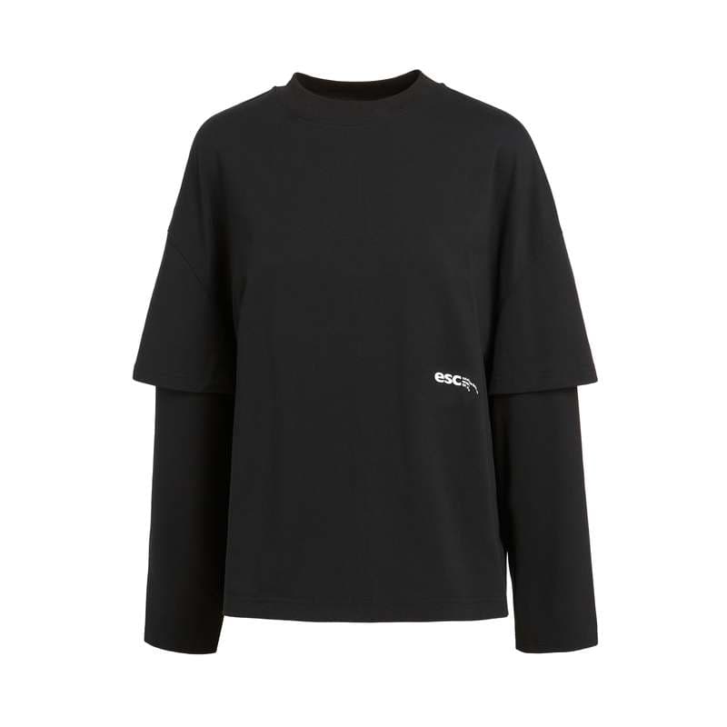 ストリートファッション レイヤード風オーバーサイズ長袖Tシャツ