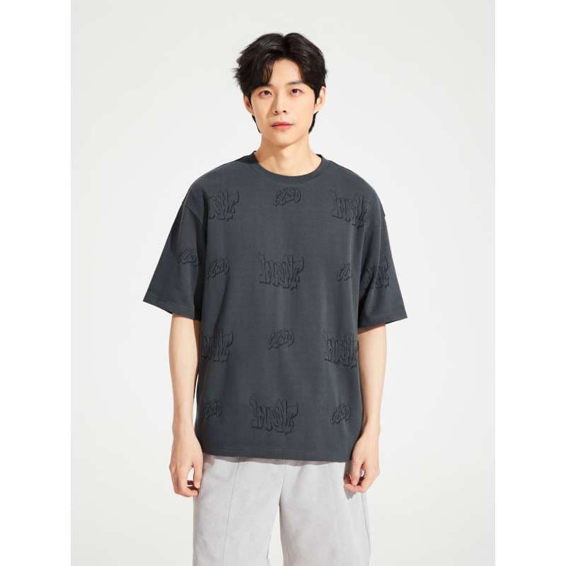 ストリートファッション 総柄エンボス加工オーバーサイズTシャツ