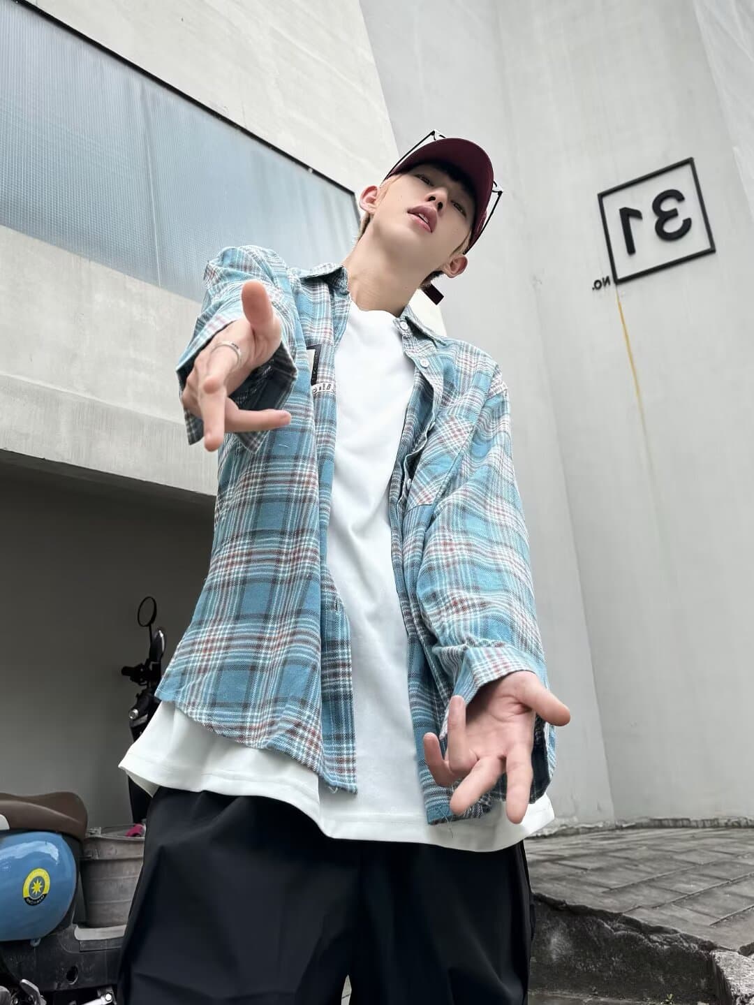 ストリートファッション ワッペン付きストリートチェック