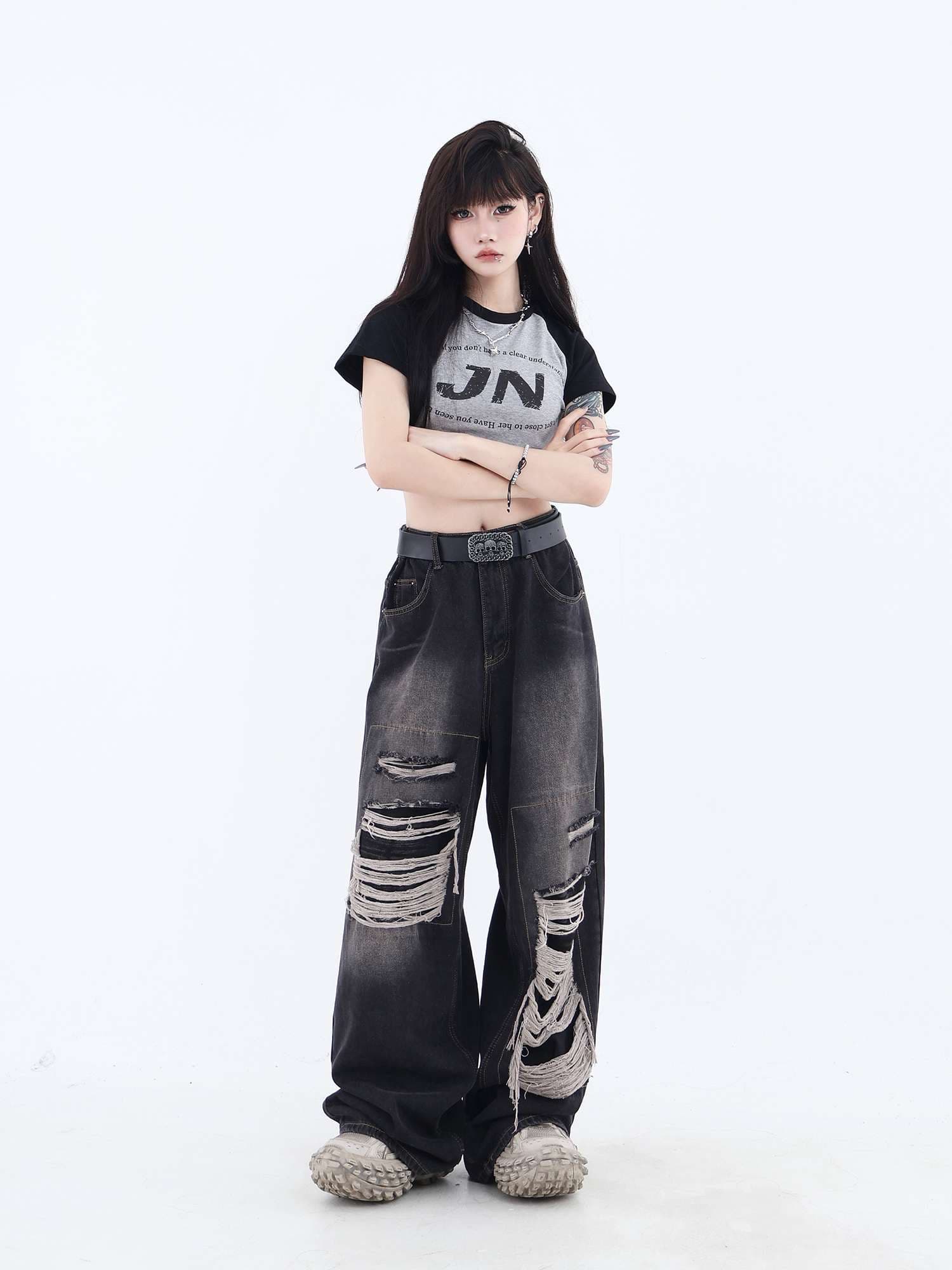 ストリートファッション ダメージ加工ワイドデニムパンツ