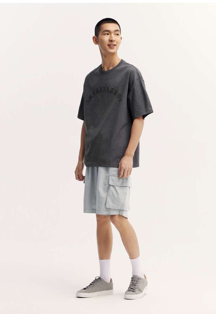 ストリートファッション ゴシック文字ロゴオーバーサイズTシャツ