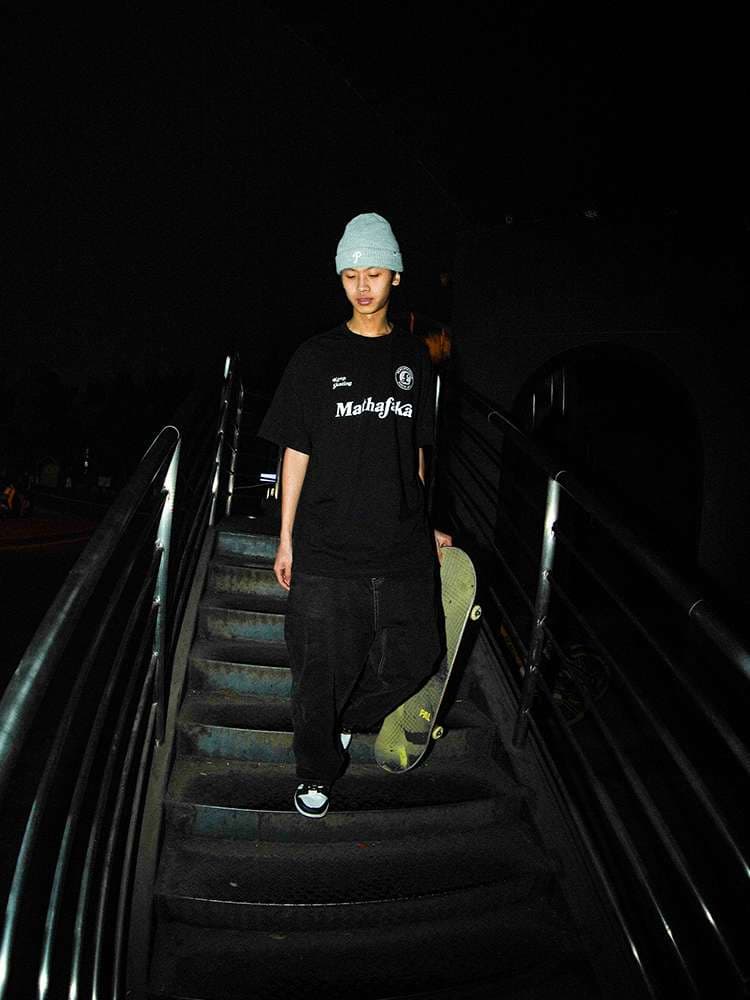 ストリートファッション ストリートロゴプリントTシャツ