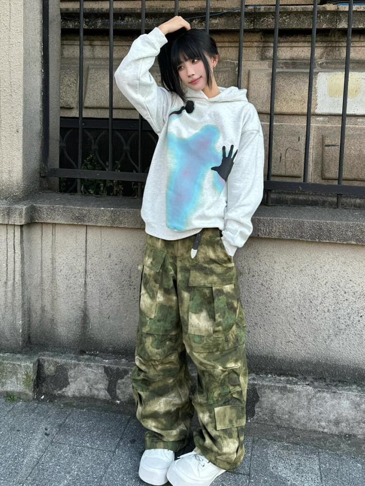ストリートファッション ストリートファッション 幻影の手形パーカー
