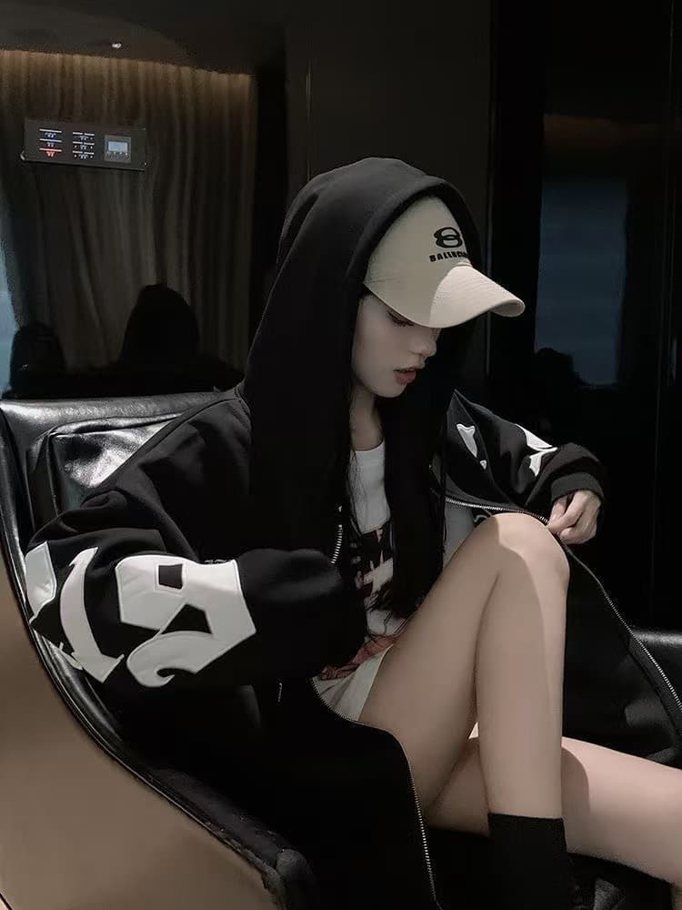 ストリートファッションパーカー ゴシック文字刺繍入りジップアップパーカー