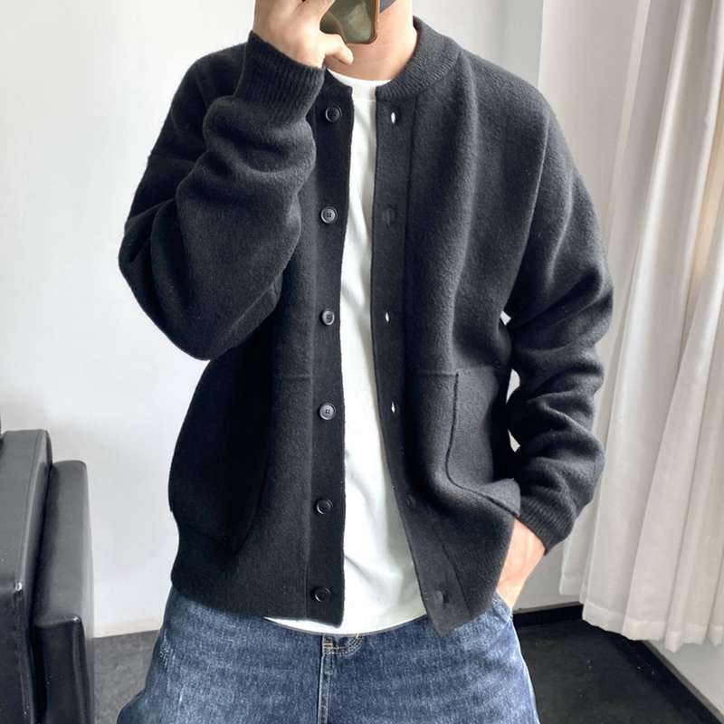 ストリートファッション シンプルデザインのゆったりカーディガン