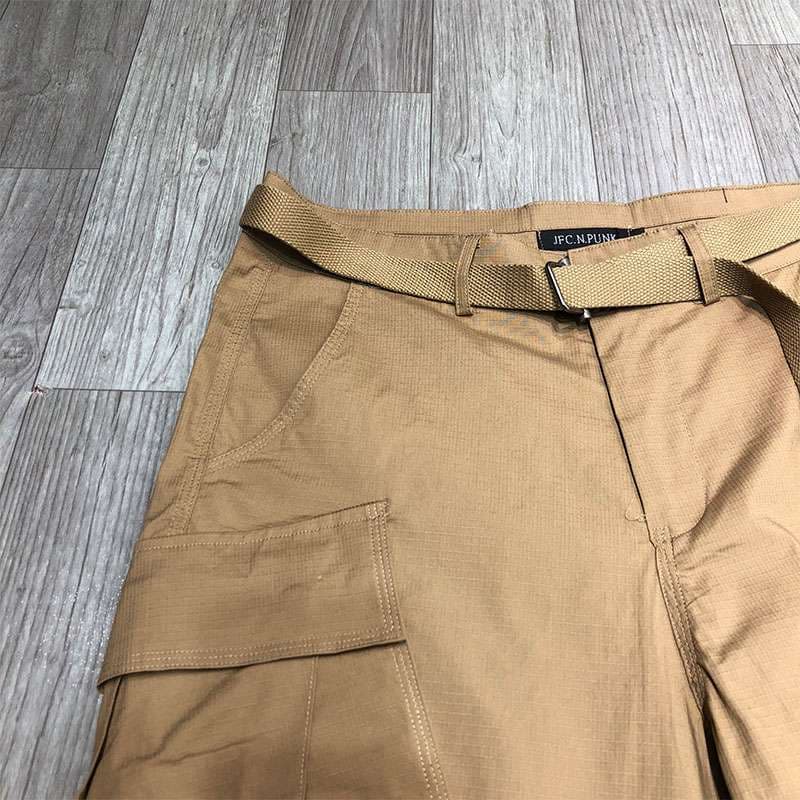 ストリートファッション ミリタリーテイスト ワイドカーゴパンツ
