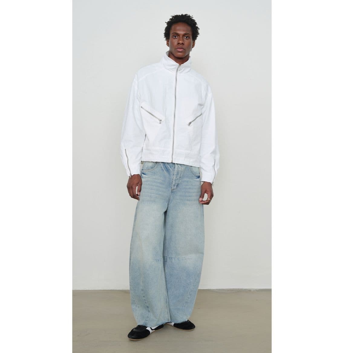 ストリートファッション ヴィンテージ風ワイドレッグゆったり履きデニムパンツ