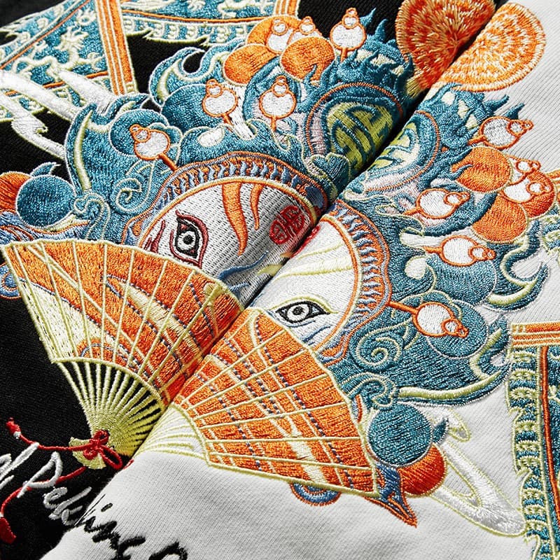 ストリートファッション 和風刺繍デザイン オーバーサイズ フード付きスウェット