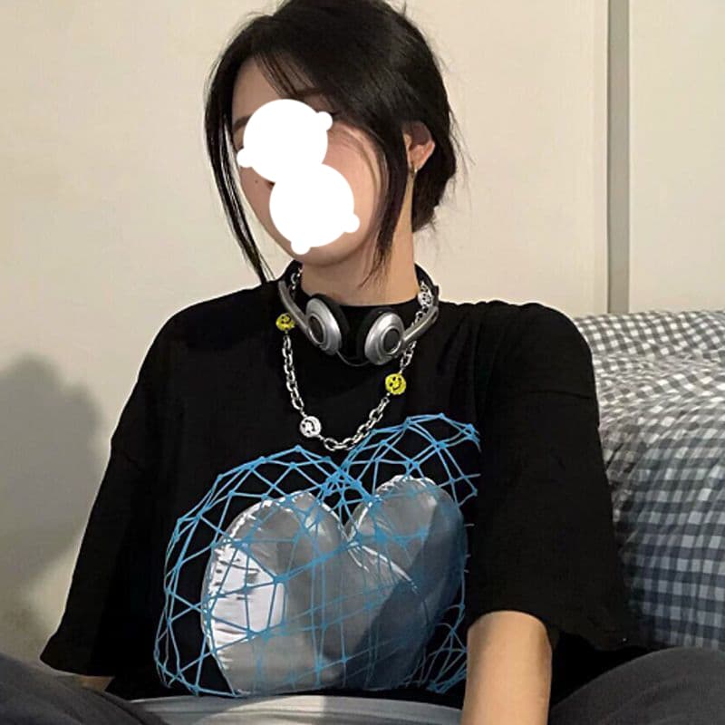 ストリートファッション 立体ハートグラフィック半袖