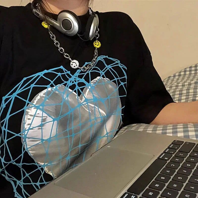 ストリートファッション 立体ハートグラフィック半袖